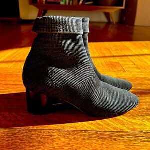 ADORABLE sophisticated ankle “sock” bootie heels by Vince